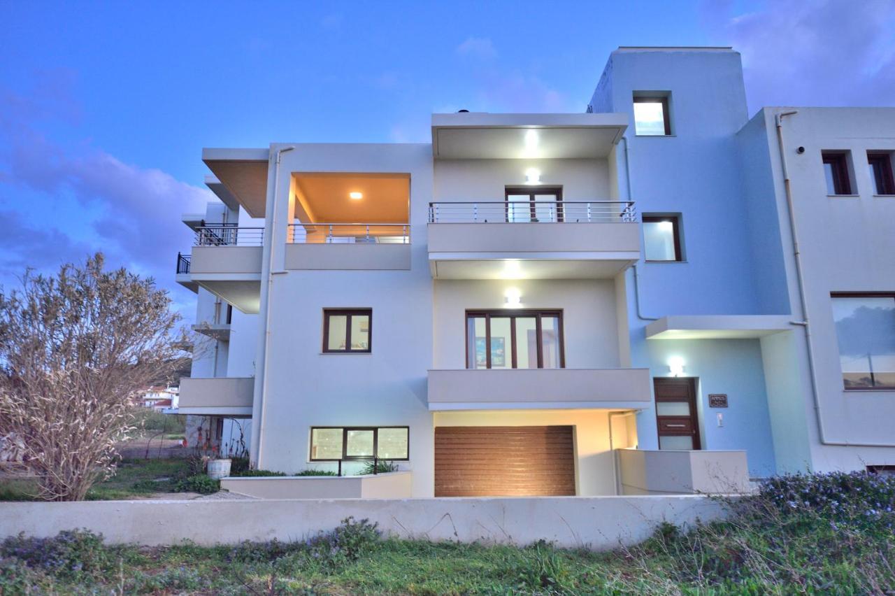 Ammos Apartment - Brand New, Stylish, By The Beach Kíssamos Exterior foto